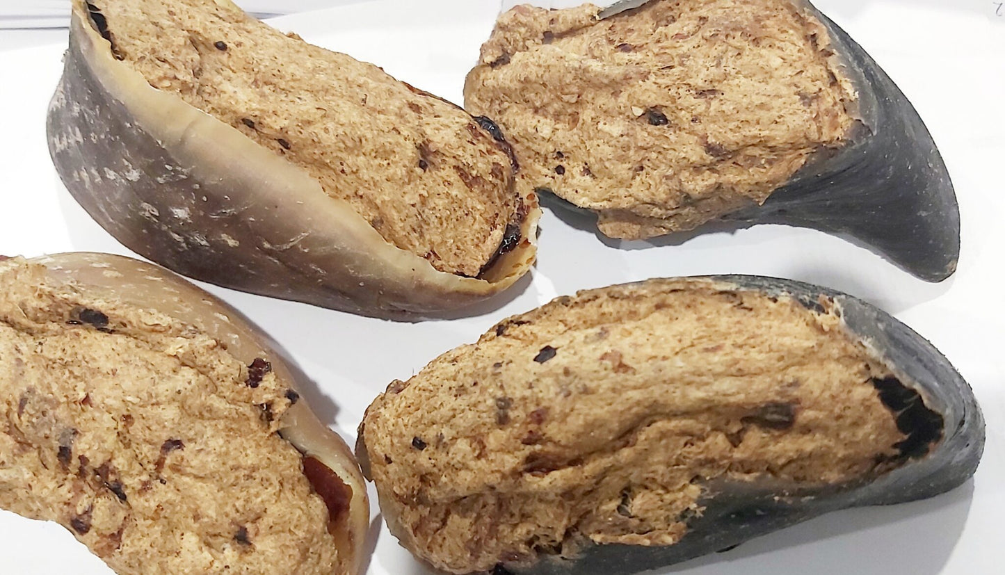 Cow Hooves - Kangaroo & Peanut Butter Filling